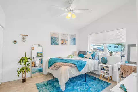 34 Hibiscus Ln, Key Largo, FL 33037