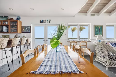 Dining - 17249 E Bonefish Ln, Sugarloaf Key, FL 33042 photo 3 of 3