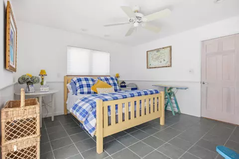 Bedroom - 17249 E Bonefish Ln, Sugarloaf Key, FL 33042 photo 6 of 13