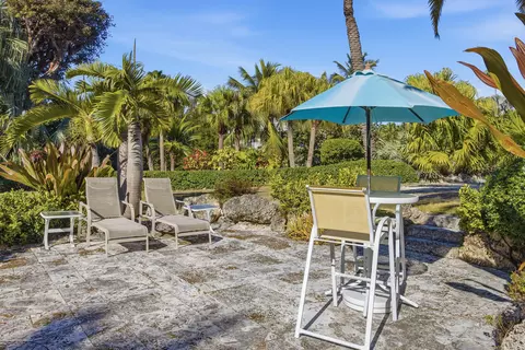 Exterior - 17249 E Bonefish Ln, Sugarloaf Key, FL 33042 photo 6 of 36