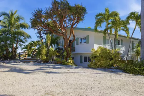 Exterior - 17249 E Bonefish Ln, Sugarloaf Key, FL 33042 photo 10 of 36