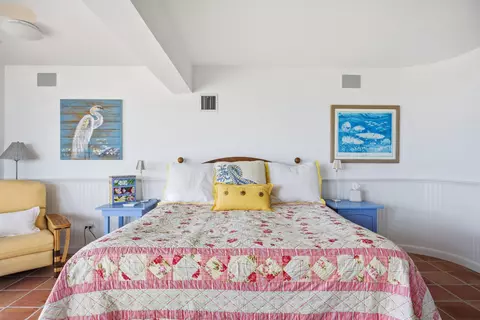 Bedroom - 17249 E Bonefish Ln, Sugarloaf Key, FL 33042 photo 9 of 13