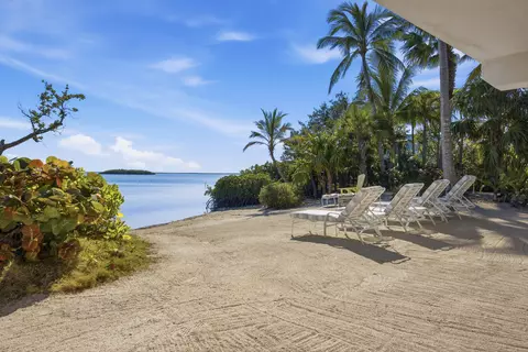 Exterior - 17249 E Bonefish Ln, Sugarloaf Key, FL 33042 photo 18 of 36