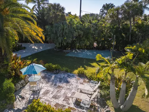 Exterior - 17249 E Bonefish Ln, Sugarloaf Key, FL 33042 photo 34 of 36