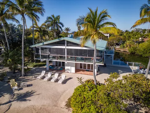 17249 E Bonefish Ln, Sugarloaf, FL 33042