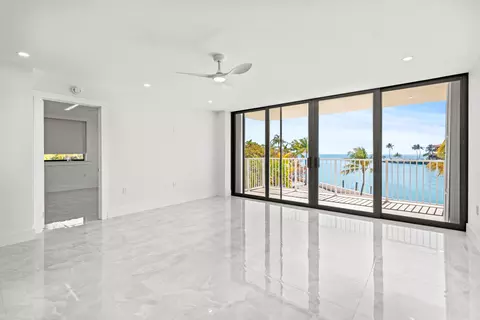 Living - 2000 Coco Plum Dr #201, Marathon, FL 33050 photo 3 of 5