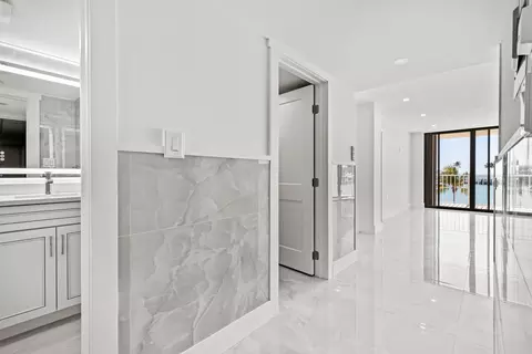 Entry Way - 2000 Coco Plum Dr #201, Marathon, FL 33050 photo 1 of 2