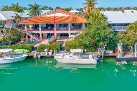 590 9th St #KEY colony, Key Colony Beach, FL 33051