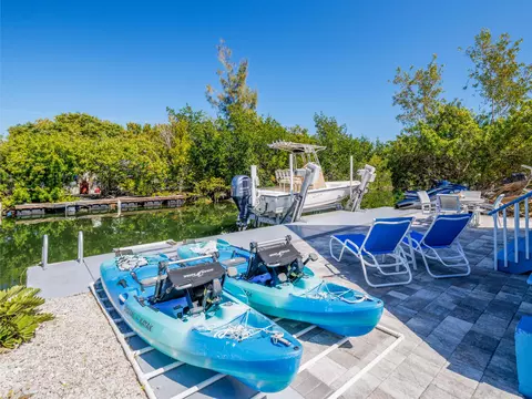 29073 Iris Dr, Big Pine Key, FL 33043 photo 32