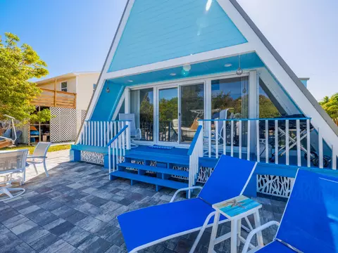 29073 Iris Dr, Big Pine Key, FL 33043 photo 4
