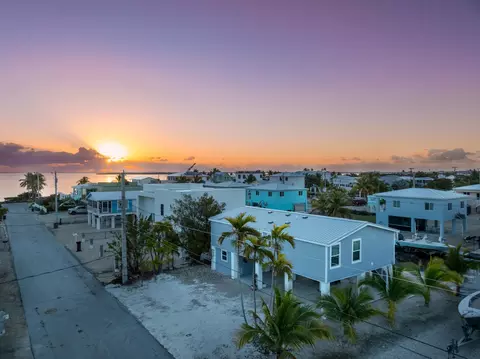 31464 Avenue G, Big Pine Key, FL 33043
