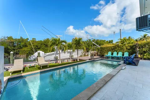 114 Sunset Dr, Islamorada, FL 33036