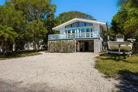 29961 Pine Channel Rd, Big Pine Key, FL 33043