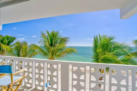 755 W Ocean Dr #7, Key Colony Beach, FL 33051