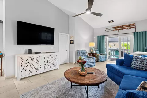 1421 12th St, Key West, FL 33040