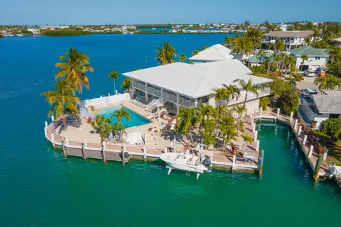 781 9th St #KEY colony, Key Colony Beach, FL 33051