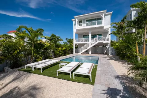 611 Sombrero Beach Rd, Marathon, FL 33050
