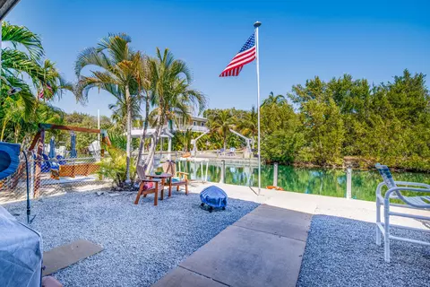 Exterior - 29183 Cedar Dr, Big Pine Key, FL 33043 photo 12 of 12