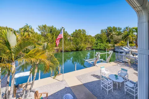 View/Area - 29183 Cedar Dr, Big Pine Key, FL 33043 photo 1 of 10