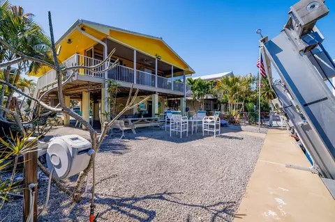 Exterior - 29183 Cedar Dr, Big Pine Key, FL 33043 photo 11 of 12