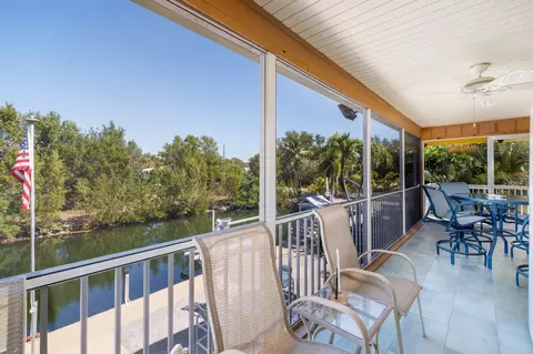 Exterior - 29183 Cedar Dr, Big Pine Key, FL 33043 photo 6 of 12