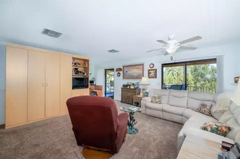 Living - 29183 Cedar Dr, Big Pine Key, FL 33043 photo 1 of 2