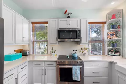Kitchen - 617 Fleming St #4, Key West, FL 33040 photo 6 of 8
