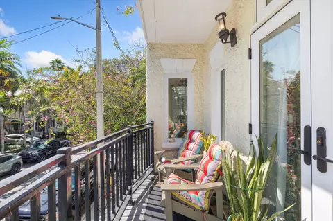 Exterior - 617 Fleming St #4, Key West, FL 33040 photo 2 of 5