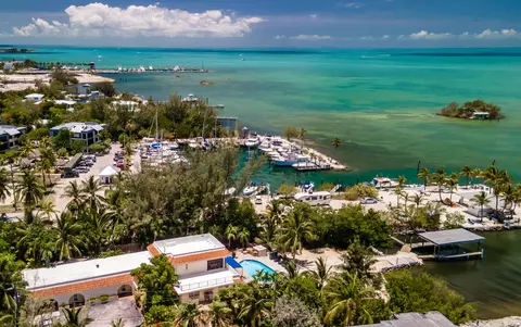 View/Area - 901 46th St, Marathon, FL 33050 photo 3 of 3