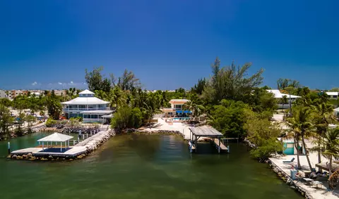 View/Area - 901 46th St, Marathon, FL 33050 photo 1 of 3