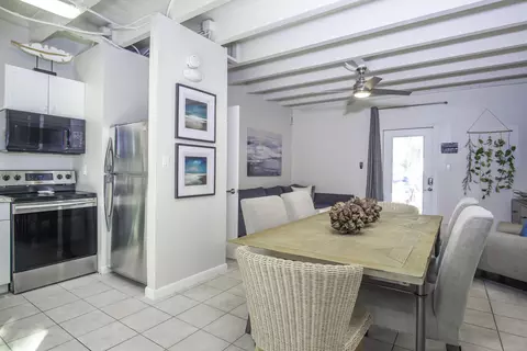 Dining - 901 46th St, Marathon, FL 33050 photo 7 of 7