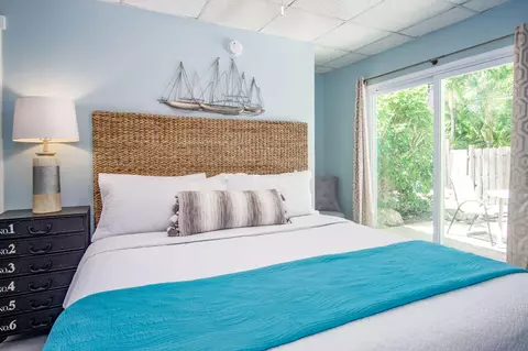 Bedroom - 901 46th St, Marathon, FL 33050 photo 6 of 18