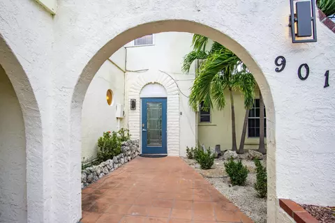 Exterior - 901 46th St, Marathon, FL 33050 photo 7 of 16