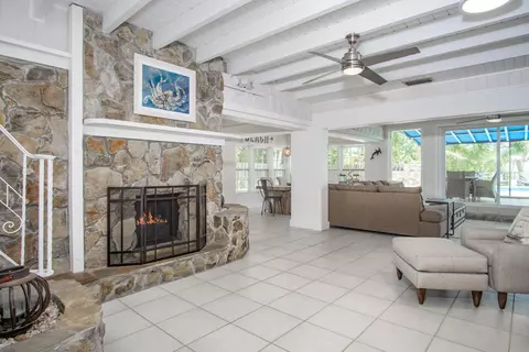 Living - 901 46th St, Marathon, FL 33050 photo 1 of 12