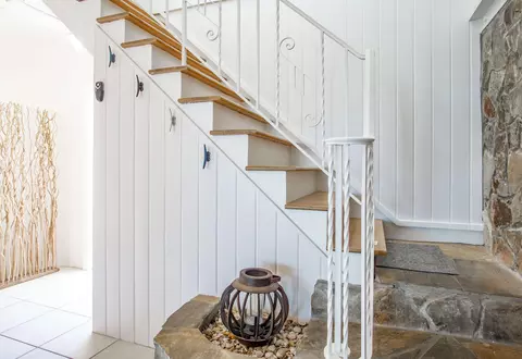 Entry Way - 901 46th St, Marathon, FL 33050 photo 2 of 3