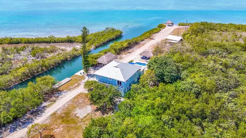 4670 Dorn Rd, Summerland Key, FL 33042