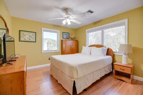 Bedroom - 216 Newfound Blvd, Big Pine Key, FL 33043 photo 1 of 7