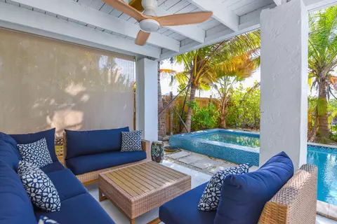 Exterior - 216 Newfound Blvd, Big Pine Key, FL 33043 photo 16 of 24