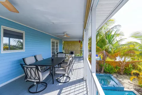 Exterior - 216 Newfound Blvd, Big Pine Key, FL 33043 photo 20 of 24