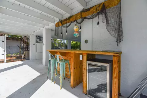 Exterior - 216 Newfound Blvd, Big Pine Key, FL 33043 photo 14 of 24