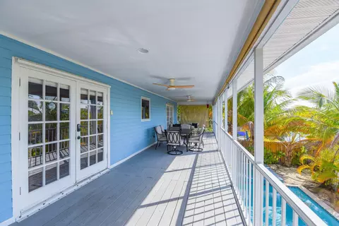 Exterior - 216 Newfound Blvd, Big Pine Key, FL 33043 photo 18 of 24