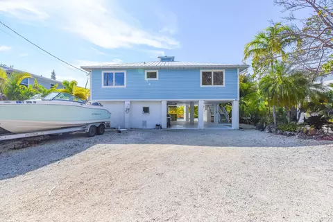 Exterior - 216 Newfound Blvd, Big Pine Key, FL 33043 photo 9 of 24