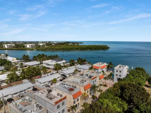 View/Area - Undisclosed, Marathon, FL 33050 photo 9 of 10