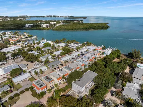 View/Area - Undisclosed, Marathon, FL 33050 photo 4 of 10