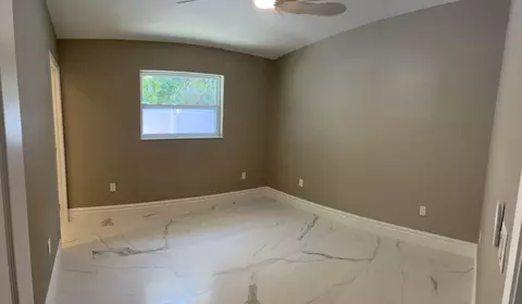 Bedroom - 32 Bonefish Ave, Key Largo, FL 33037 photo 2 of 4