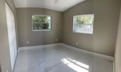 Bedroom - 32 Bonefish Ave, Key Largo, FL 33037 photo 1 of 4