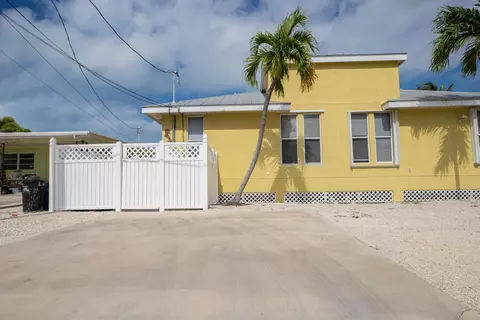 Exterior - 441 3rd St, Key Colony, FL 33051 photo 1 of 7