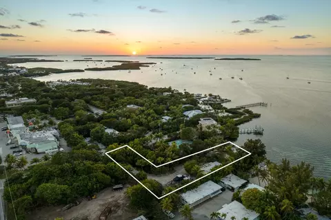150 List St, Islamorada, FL 33036