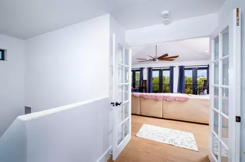 Entry Way - 55 Ocean Front Dr, Key Largo, FL 33037 photo 2 of 2