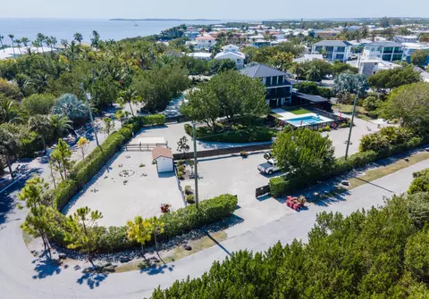 View/Area - 55 Ocean Front Dr, Key Largo, FL 33037 photo 1 of 6